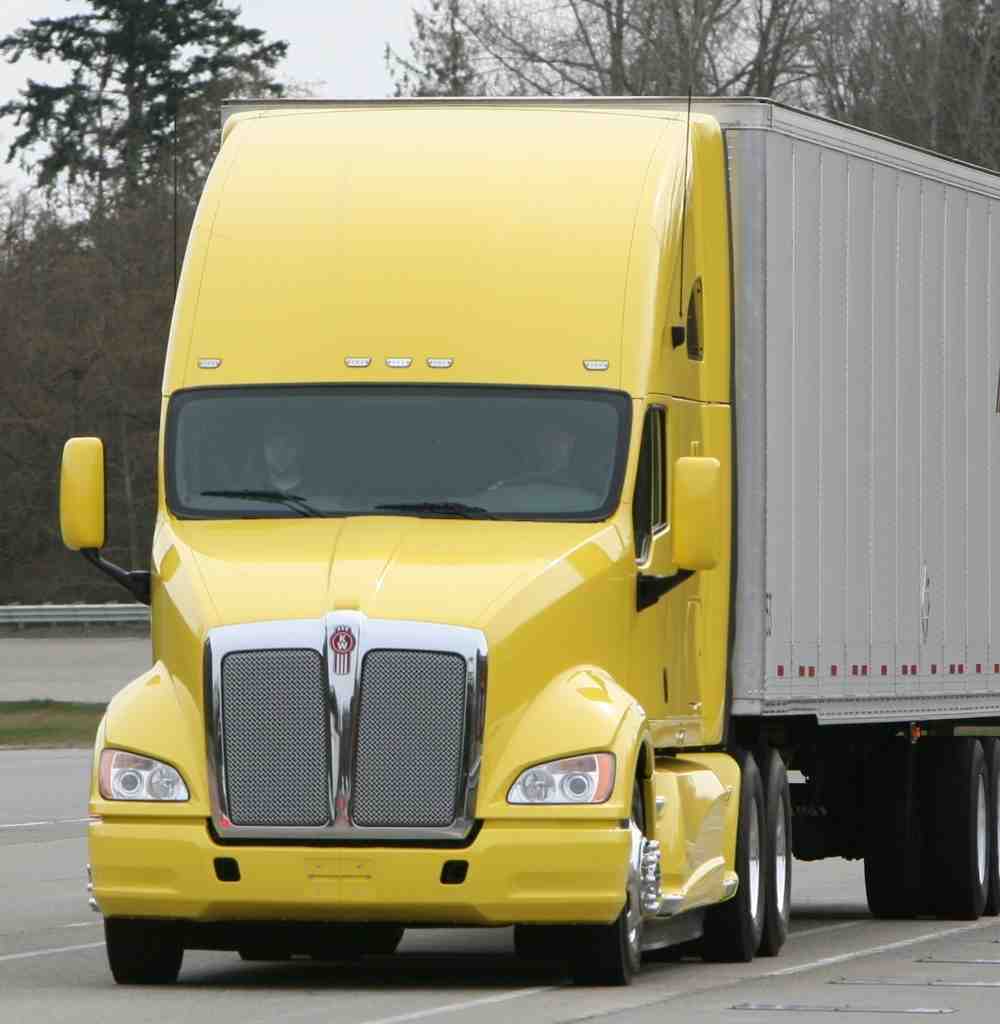 Kenworth T700 in full production (July 21, 2010) - Truck News
