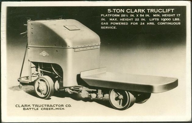Clark Tructractor