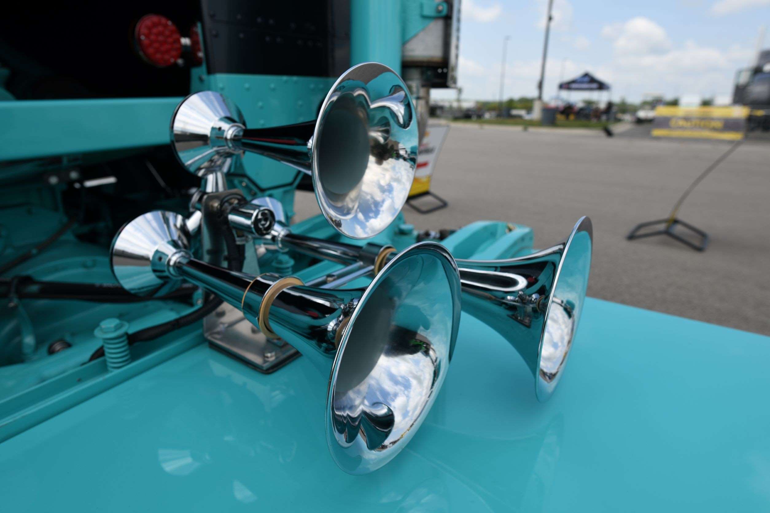 Photo gallery: Trucks shine at SuperRigs - Truck News