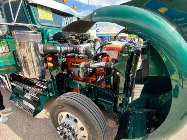 Shell Rotella SuperRigs: A Day in Pictures - Truck News