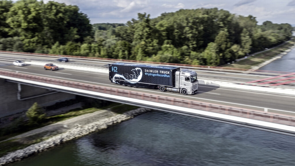 Daimler Truck fuel cell