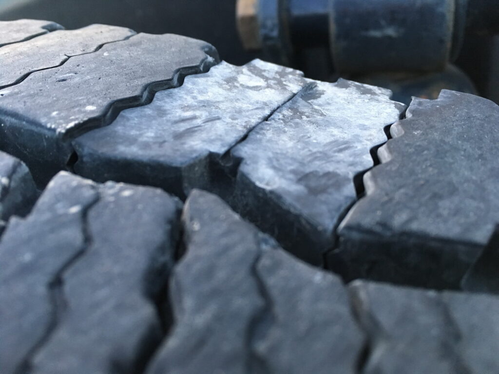 Tire picture showing wear