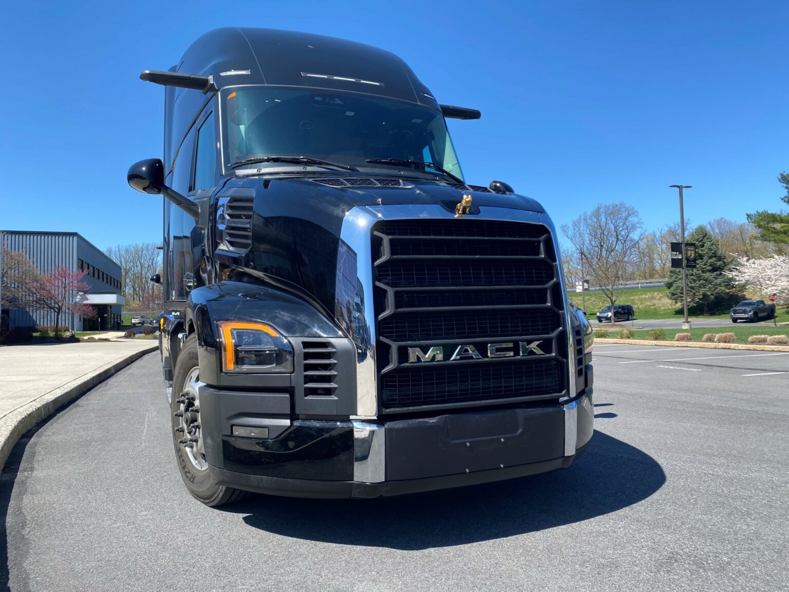 Mack’s all-new Pioneer to drive gains in on-highway segment - Truck News